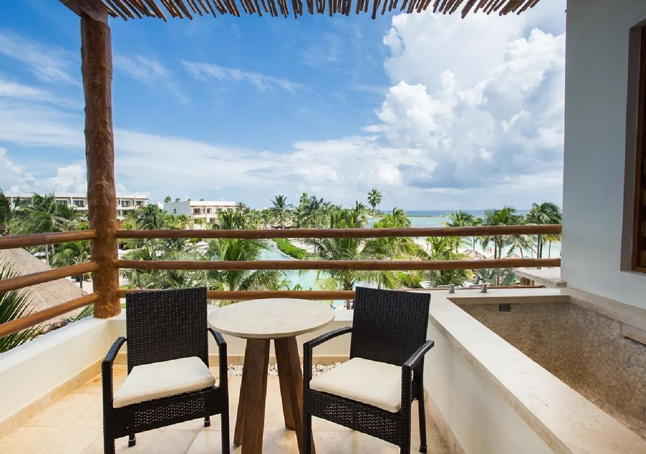 Resort Secrets Akumal Riviera Maya - Adults Only