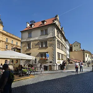 Hotel U 3 Pstrosu ****